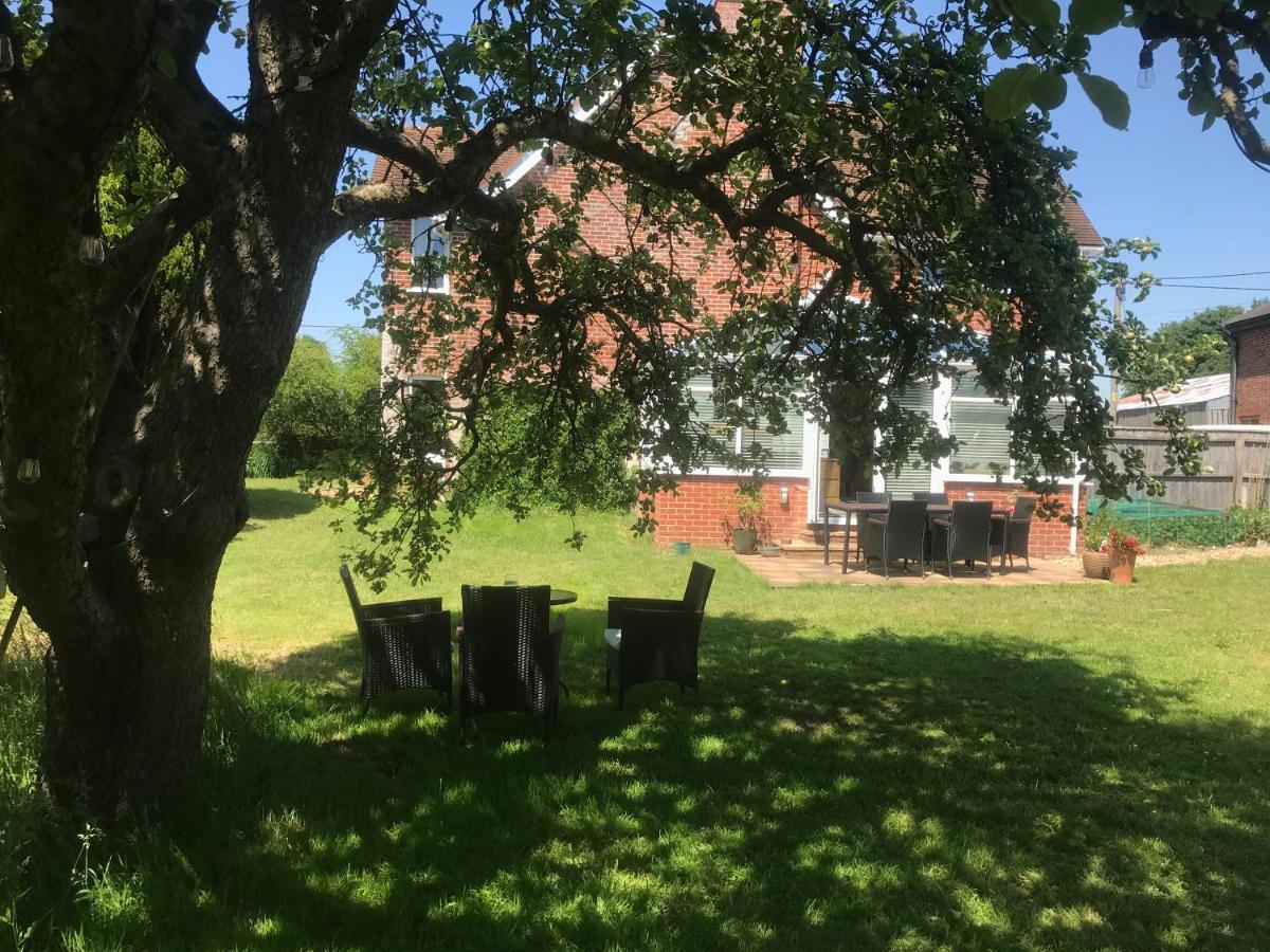 Redbrook Farm Bnb - Gateway To The New Forest Fordingbridge Kültér fotó